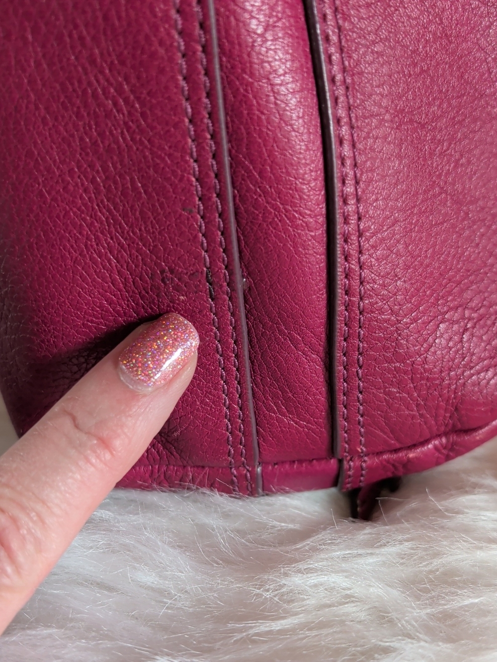 Fossil Pebbled Leather Shoulder Bag in Berry Purple - Picture 10 of 12